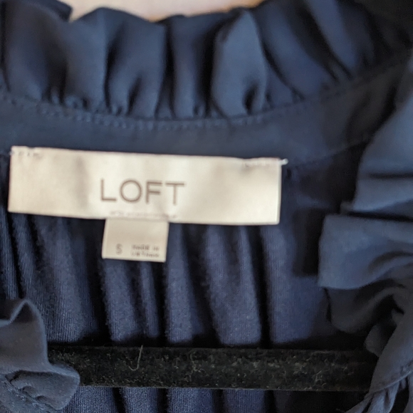 LOFT Blue Ruffled Blouse - Picture 3 of 3